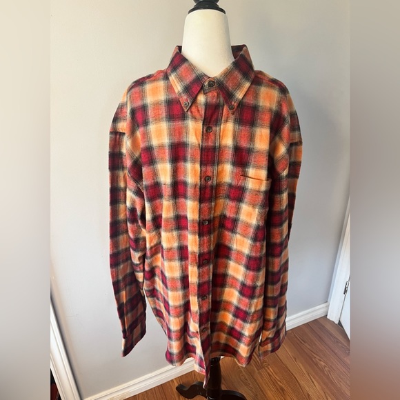 St John’s Bay Men’s Long Sleeved Button Downed Shirt in Fall Colors!! - Picture 2 of 9